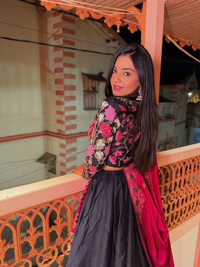 nency_prajapati.n photo