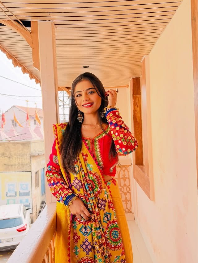 nency_prajapati.n photo