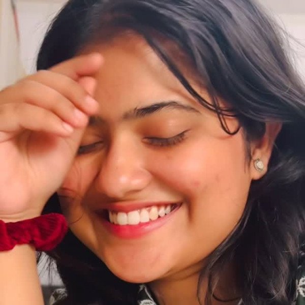 shreeyasatapathy photo