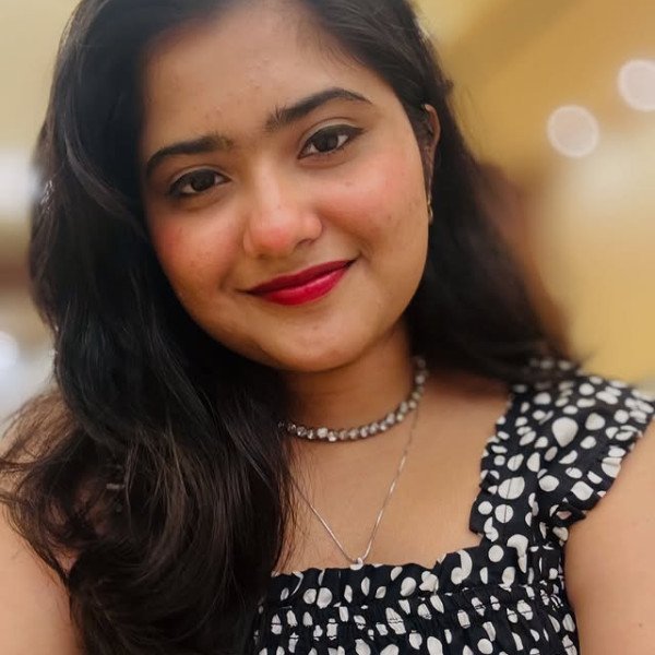 shreeyasatapathy photo