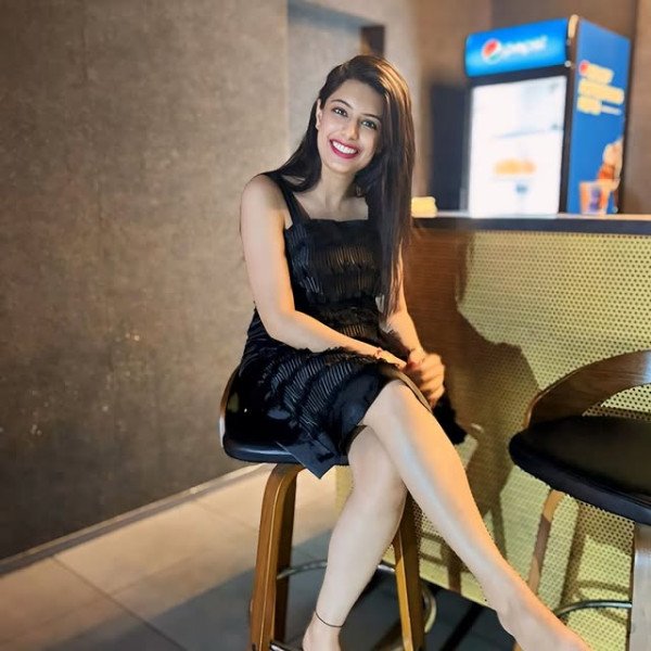 urvashi_kewlani photo